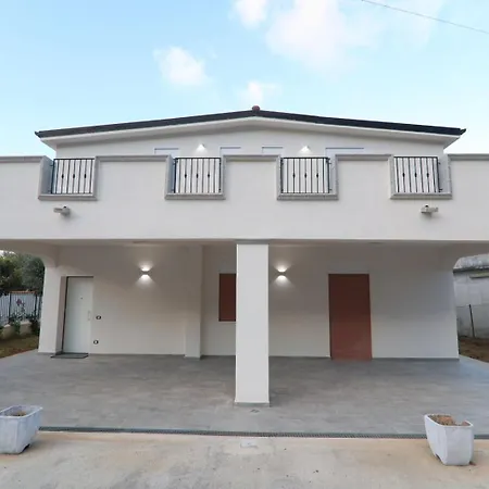 Twins House Pensionat Carini